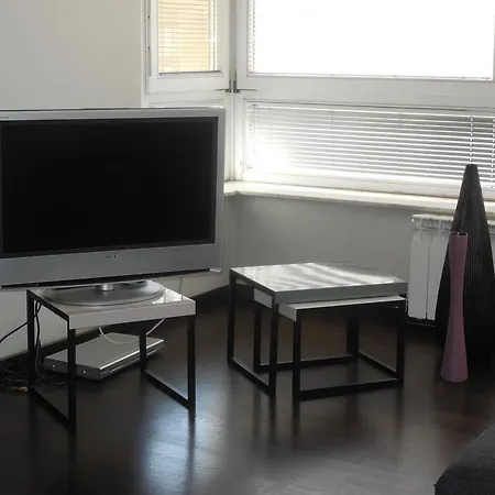 Festina Lente City Center Apartment